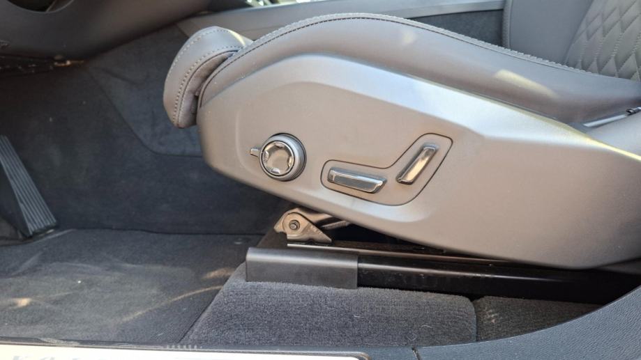 Volvo XC60 2.0 B5 PLUS DARK, MALO KM, NOVE ZIMSKE GUME, JAMSTVO, fotografija 11
