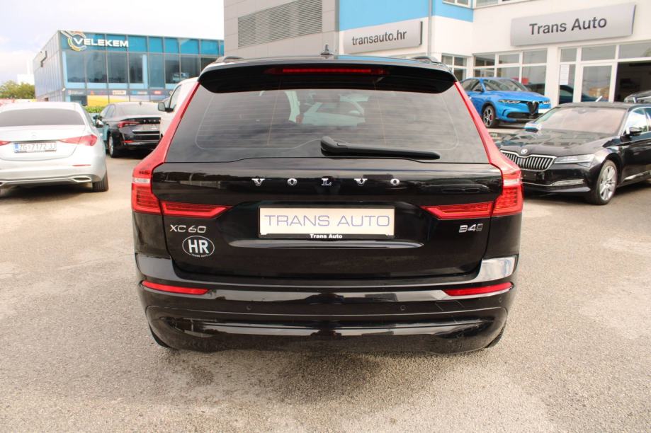 Volvo XC60 2.0D AUTOMATIK 4x4 *LED,NAVIGACIJA,KAMERA* - nije uvoz, fotografija 6