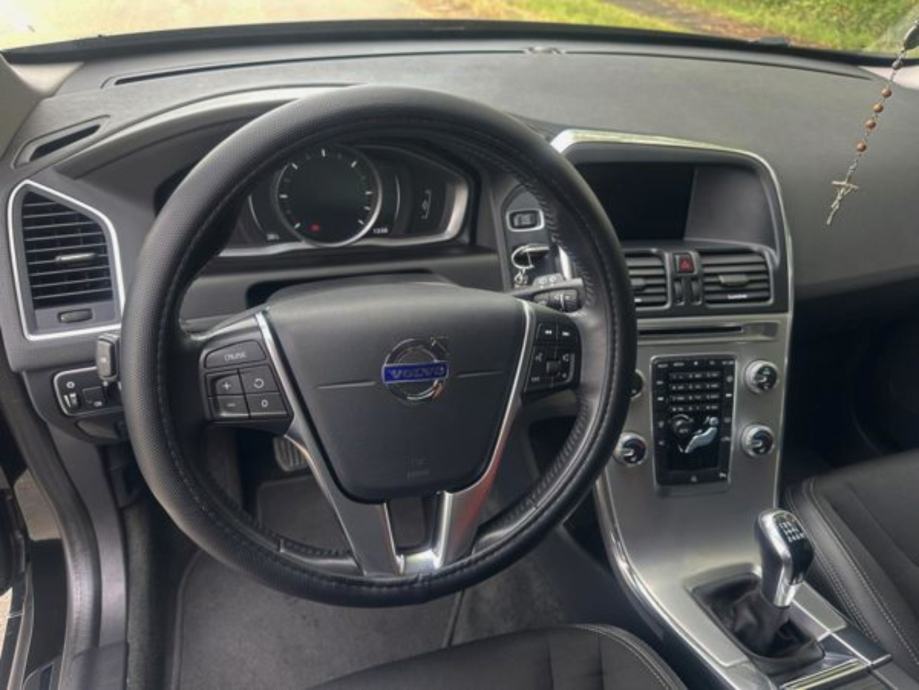 VOLVO XC60 D3 | 5 CILINDARA | TOP STANJE | 161.000 KM | 16.490 €, fotografija 8