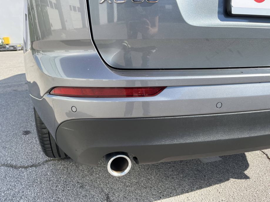 VOLVO XC60 2019 • PREMIUM jamstvo • AutoZubak Rabljena, fotografija 17