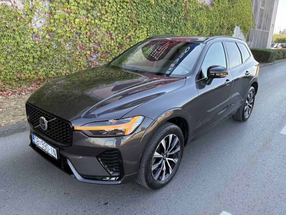 Volvo XC60 automatik 4x4,R-Design,01.vlasnik u PDV-u, fotografija 2
