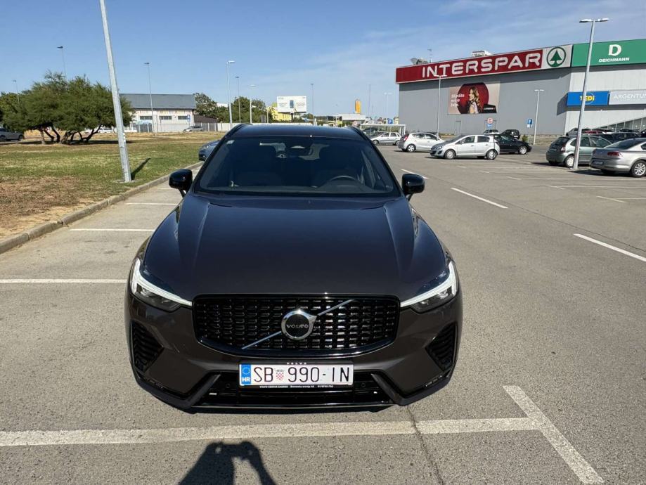 Volvo XC60 automatik 4x4,R-Design,01.vlasnik u PDV-u, fotografija 5