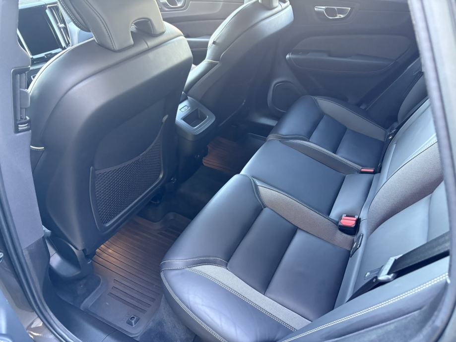 Volvo XC60 automatik 4x4,R-Design,01.vlasnik u PDV-u, fotografija 9