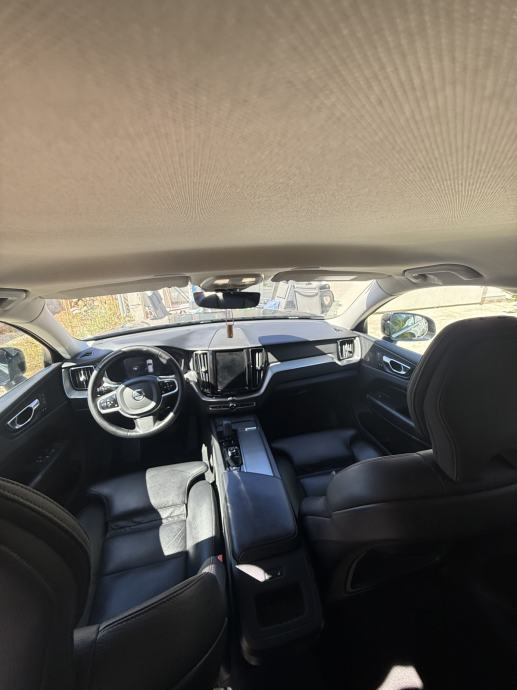Volvo XC60 B4 Diesel Inscription Plus Bright, fotografija 5