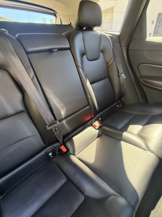 Volvo XC60 B4 Diesel Inscription Plus Bright, fotografija 14