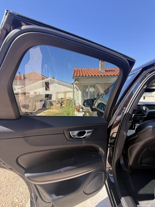 Volvo XC60 B4 Diesel Inscription Plus Bright, fotografija 7
