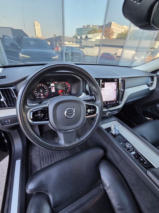 VOLVO XC60 B4, full oprema, blagi hibrid, 2020. god. - SNIŽENO! HITNO!, fotografija 4