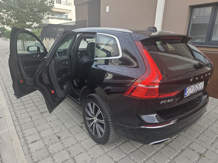 VOLVO XC60 B4, full oprema, blagi hibrid, 2020. god. - SNIŽENO! HITNO!, fotografija 14