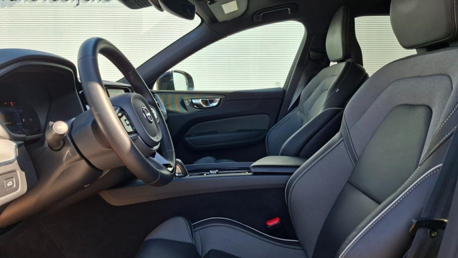 Volvo XC60 B4 R-DESIGN, JAMSTVO, fotografija 11