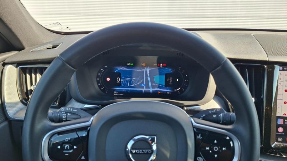 Volvo XC60 B4 R-DESIGN, JAMSTVO, fotografija 20