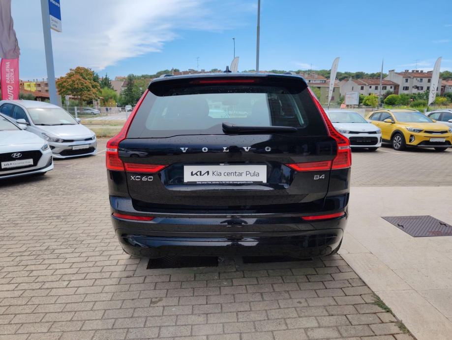 Volvo XC60 B4D 197 KS AUT NAVI, UREDNO ODRŽAVAN, GARANCIJA, fotografija 2