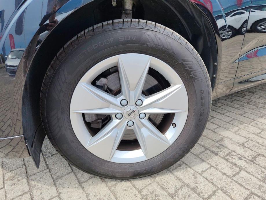 Volvo XC60 B4D 197 KS AUT NAVI, UREDNO ODRŽAVAN, GARANCIJA, fotografija 4