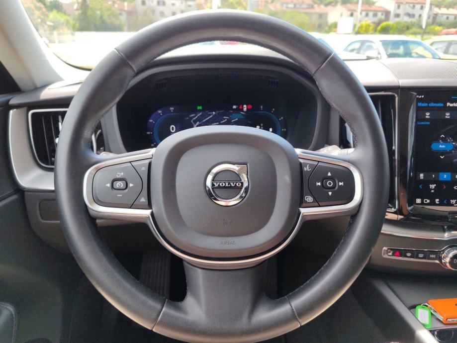 Volvo XC60 B4D 197 KS AUT NAVI, UREDNO ODRŽAVAN, GARANCIJA, fotografija 8