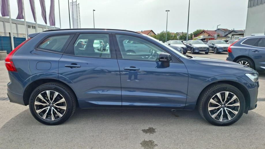 Volvo XC60 B4D AWD PLUS DARK, NAV, KAMERA, TEMPOMAT, JAMSTVO, fotografija 5