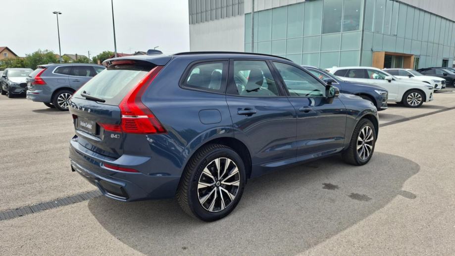 Volvo XC60 B4D AWD PLUS DARK, NAV, KAMERA, TEMPOMAT, JAMSTVO, fotografija 6