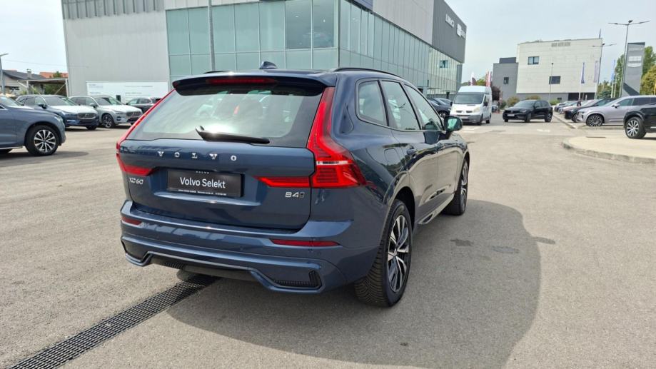 Volvo XC60 B4D AWD PLUS DARK, NAV, KAMERA, TEMPOMAT, JAMSTVO, fotografija 7