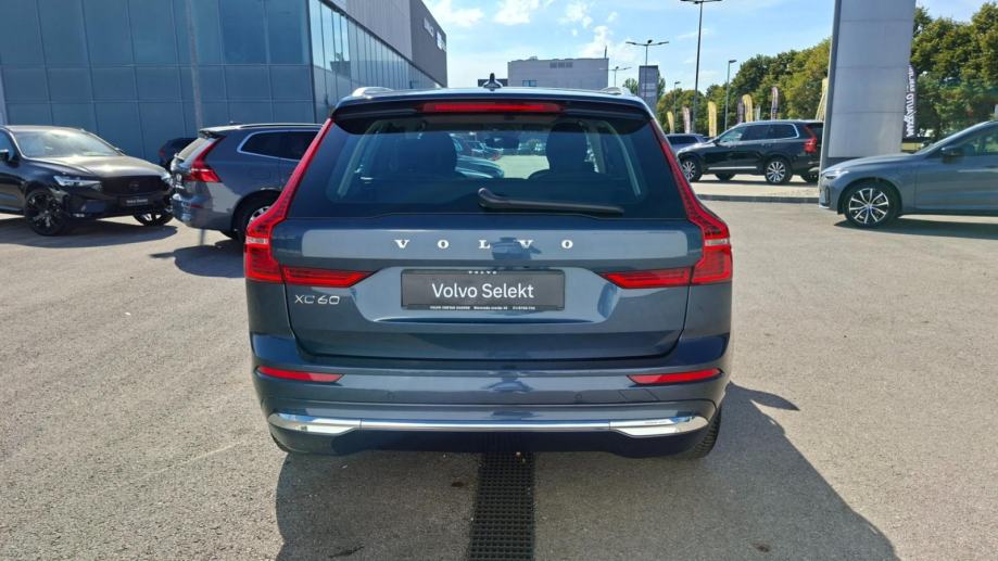 Volvo XC60 B4D PLUS BRIGHT, NAV , KAMERA, TEMPOMAT, JAMSTVO, fotografija 8