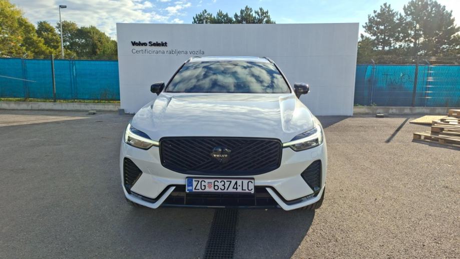 Volvo XC60 B5, ULTRA BACK EDITION , PANARAMA , NAV, TEMPOMAT, JAMSTVO, fotografija 2