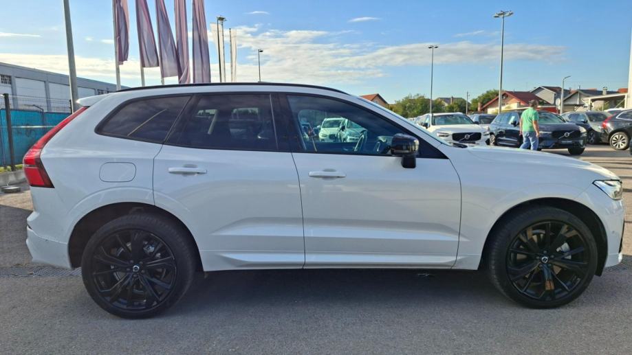 Volvo XC60 B5, ULTRA BACK EDITION , PANARAMA , NAV, TEMPOMAT, JAMSTVO, fotografija 5