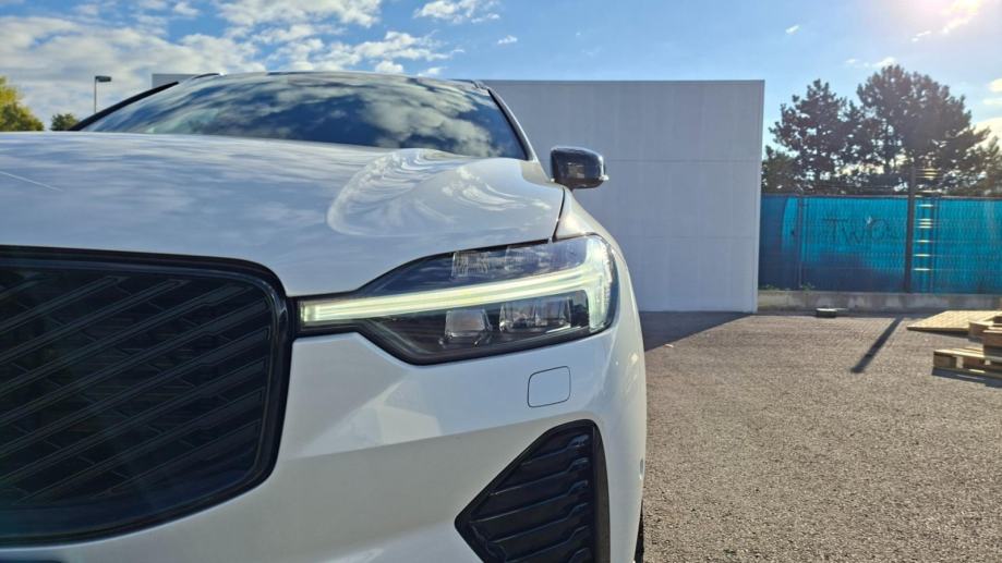 Volvo XC60 B5, ULTRA BACK EDITION , PANARAMA , NAV, TEMPOMAT, JAMSTVO, fotografija 13