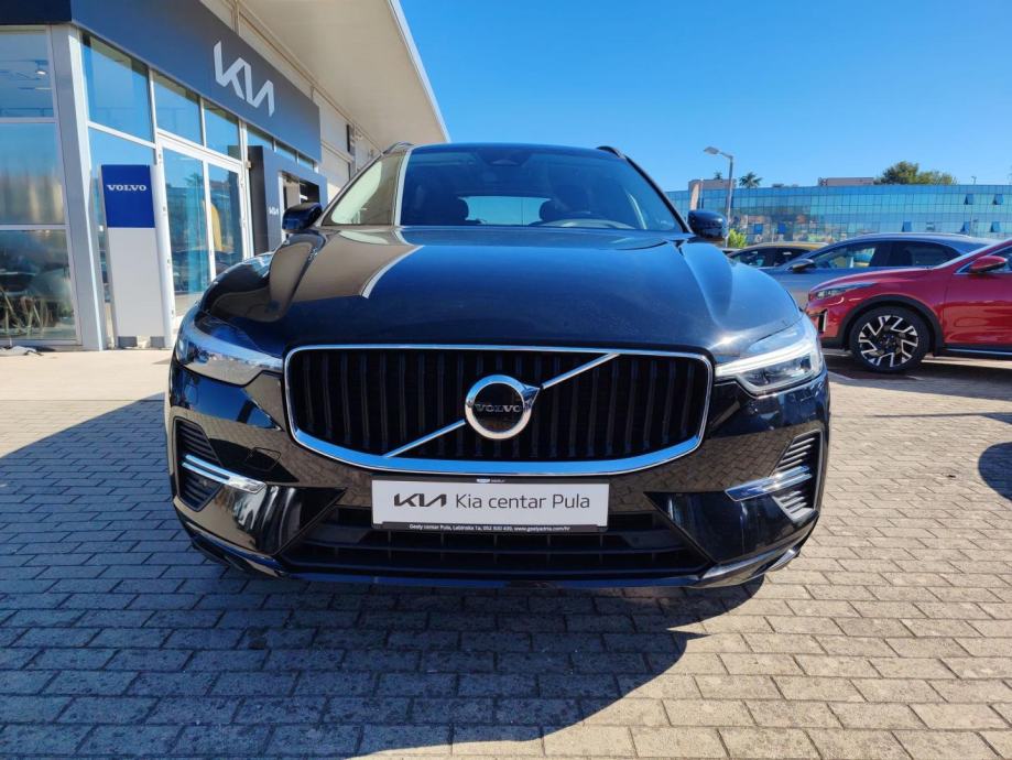 Volvo XC60 CORE, fotografija 2