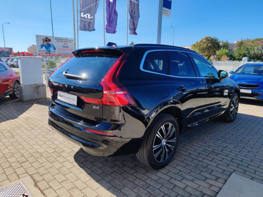 Volvo XC60 CORE, fotografija 5