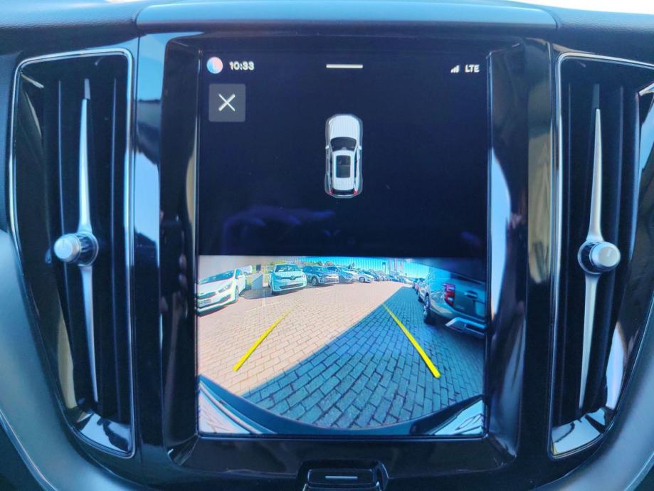 Volvo XC60 CORE, fotografija 18