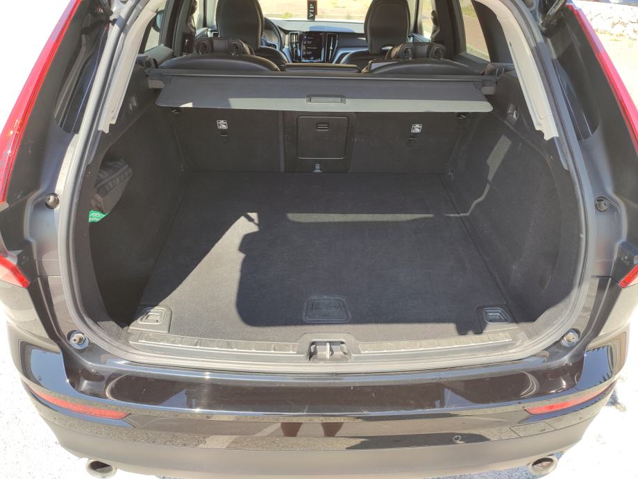Volvo XC60 - D4 - 4x4 - Automatik - Diesel, fotografija 13