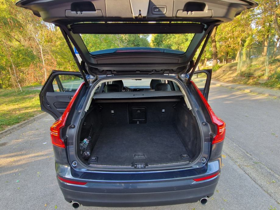 Volvo XC60 diesel, 90.000 km, servisna knjiga, nikad udaran, fotografija 18