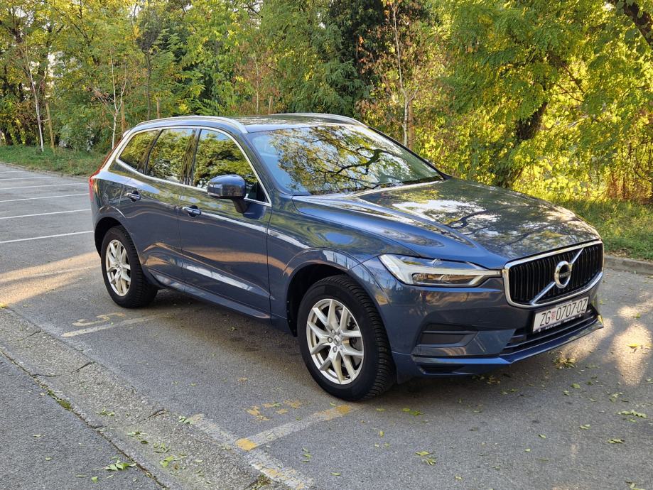 Volvo XC60 diesel, 90.000 km, servisna knjiga, nikad udaran, fotografija 6