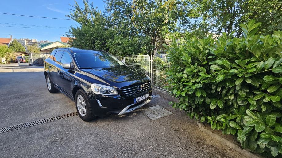 Volvo XC60 FWD D3, fotografija 3