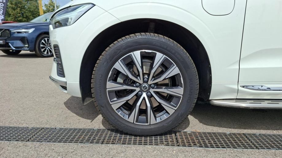 Volvo XC60 T6 PHEV INSCRIPTION AWD, NAV, KAMERA, TEMPOMAT, JAMSTVO, fotografija 14