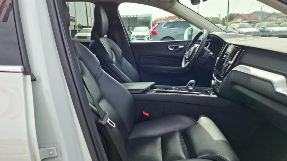 Volvo XC60 T6 PHEV INSCRIPTION AWD, NAV, KAMERA, TEMPOMAT, JAMSTVO, fotografija 17