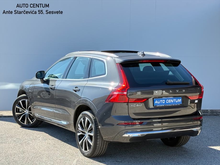 Volvo XC60 T6 PLUG-IN HYBRID AWD CORE | 24MJ JAMSTVA | U PDV-U, pogled izvana - slika 4