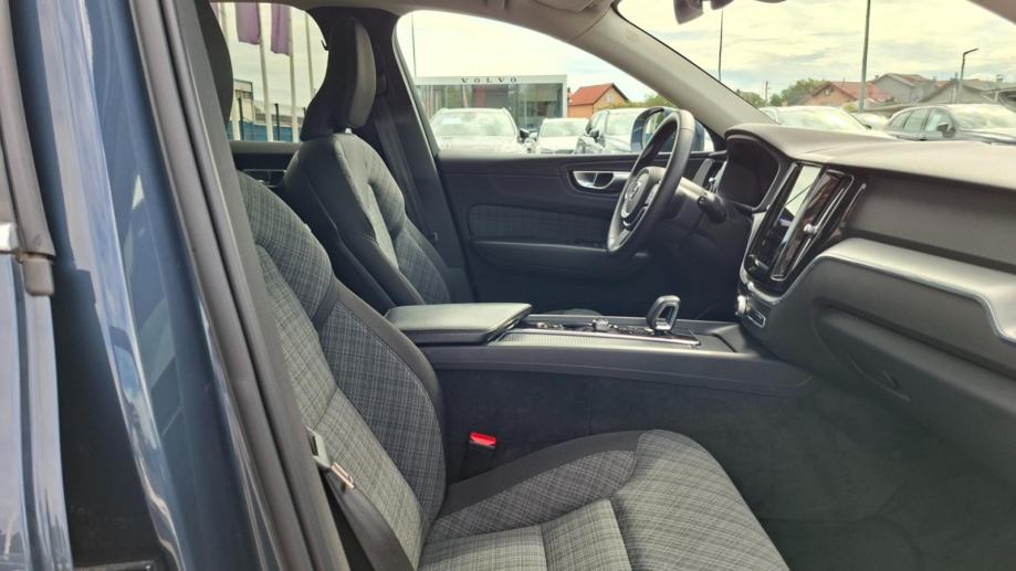 Volvo XC60 T6 RECHARGE AWD, PANARAMA, NAV, TEMPOMAT, JAMSTVO, fotografija 17