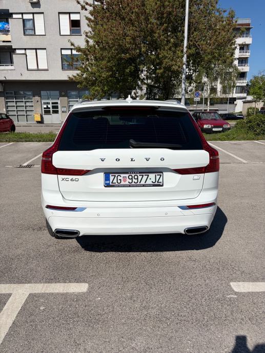 Volvo XC60 T6 recharge, Inscription, fotografija 7