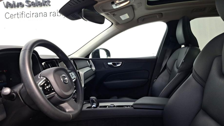 Volvo XC60 T8 PLUS DARK, PANARAMA,NAV, TEMPOMAT ,, JAMSTVO, fotografija 11