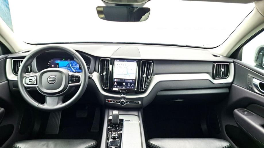 Volvo XC60 T8 PLUS DARK, PANARAMA,NAV, TEMPOMAT ,, JAMSTVO, fotografija 16