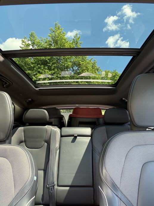 Volvo XC60 T8 Recharge AWD R Design, fotografija 11