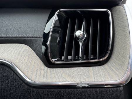 Volvo XC60 T6 Recharge AWD Inscription 341 KS | 360° | PANO | H&K | KU, fotografija 12