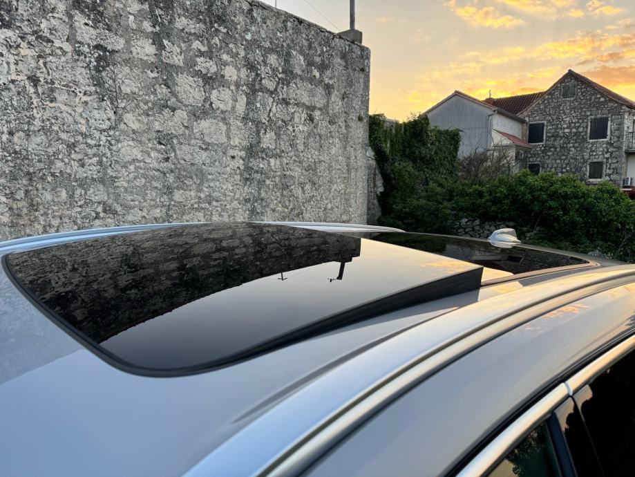 Volvo XC60 T6 Recharge AWD Inscription 341 KS | 360° | PANO | H&K | KU, fotografija 10