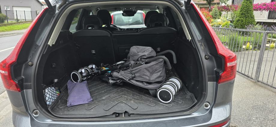 Volvo XC60 HITNO I POVOLJNO, fotografija 12