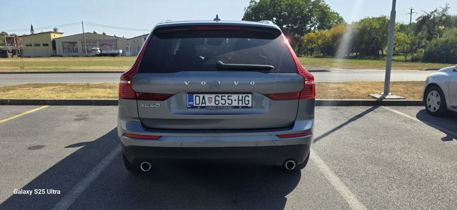 Volvo XC60 HITNO I POVOLJNO, fotografija 6