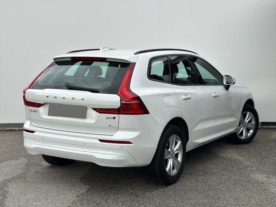 Volvo XC60 XC60 B4D AWD BUSINESS LEASING BEZ UČEŠĆA I BEZ JAMACA, fotografija 3