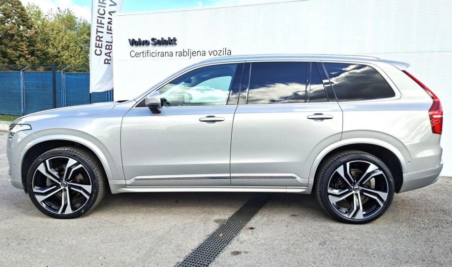 Volvo XC90 B5 AWD ULTRA BRIGHT, Panorama, 7 sjedala, JAMSTVO, fotografija 4