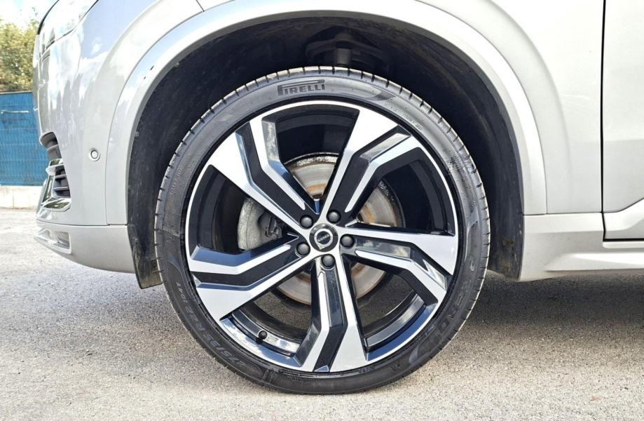 Volvo XC90 B5 AWD ULTRA BRIGHT, Panorama, 7 sjedala, JAMSTVO, fotografija 11