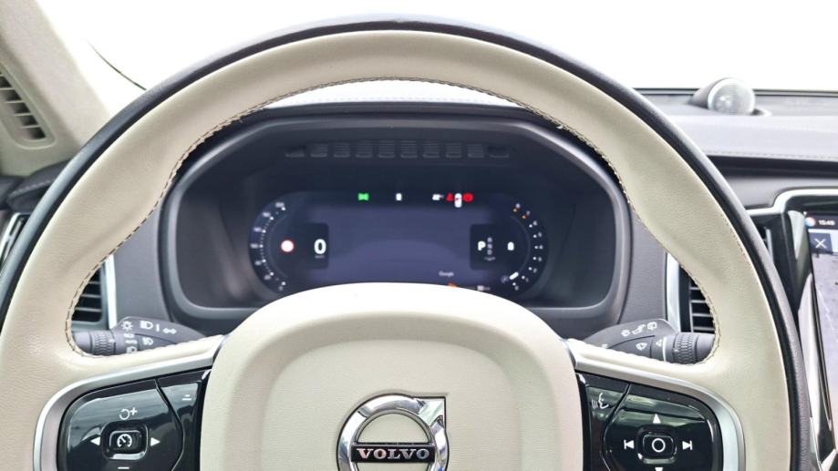 Volvo XC90 B5 AWD ULTRA BRIGHT, Panorama, 7 sjedala, JAMSTVO, fotografija 19