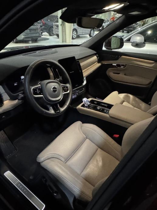 Novi Volvo XC90 B5 PETROL,Facelift,7 sjedala,250HP,22' ljetne+zimske, fotografija 8