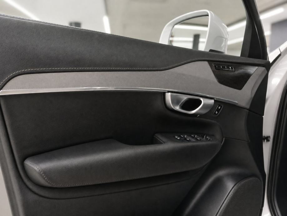 Volvo XC90 D5 2.0D AWD - 3 godine jamstva, fotografija 18
