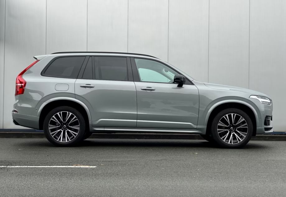 Volvo XC90 T8 AWD Plus Dark - U PDV-U, 7 SJED, ACC, 360 KAM, LED, H&K, fotografija 3
